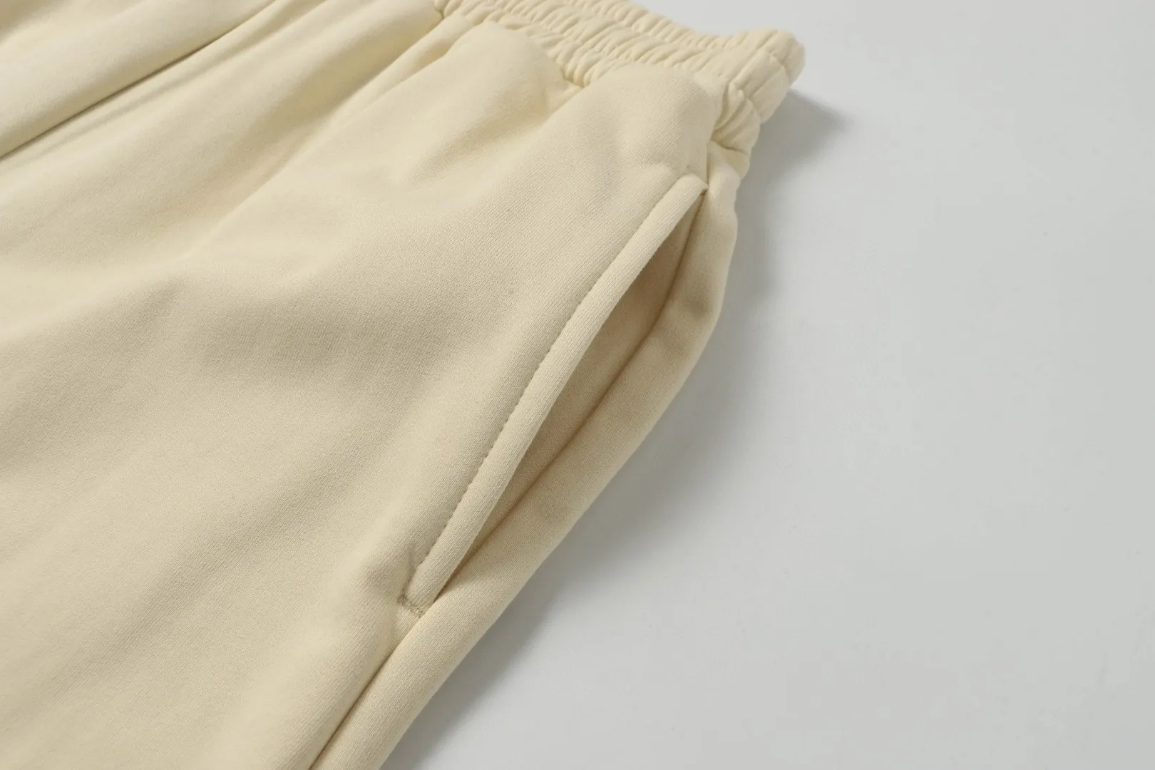 Quality🔥Classic 。 ，420g ， 。 ， Versatile， ， 99%。 、 、 、1:1 ， ， 。 ， Same Style ：629# Sizes：XS.S.M.L ：Black、 、